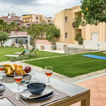 Olive Garden Private Flats * Kato Daratso